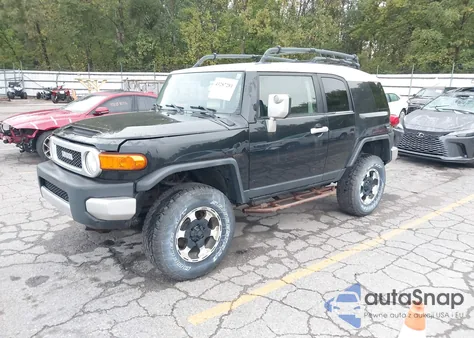 2007 Toyota Fj Cruiser из США, поврежденный, VIN JTEBU11F070026304